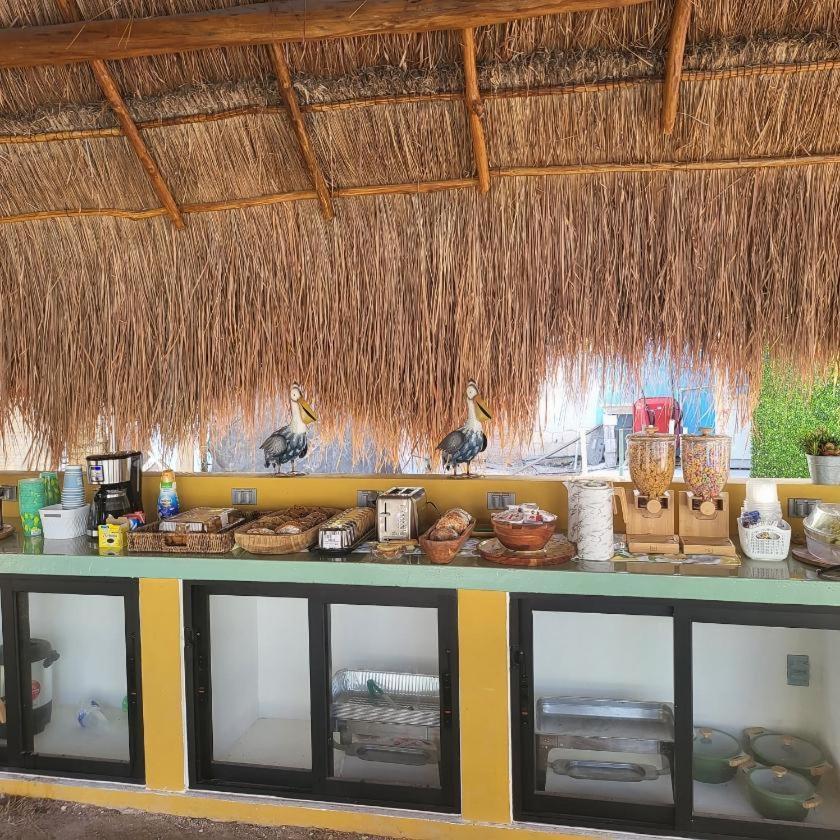 Pelican Inn At Las Dunas Chelem Esterno foto