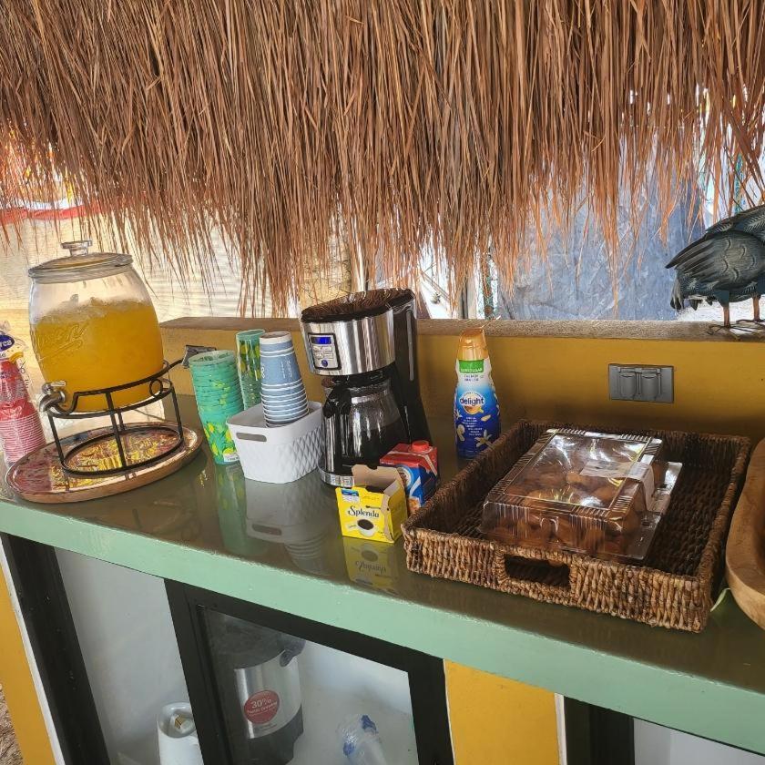 Pelican Inn At Las Dunas Chelem Esterno foto