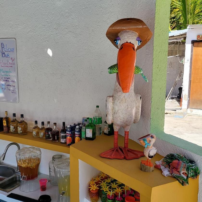 Pelican Inn At Las Dunas Chelem Esterno foto