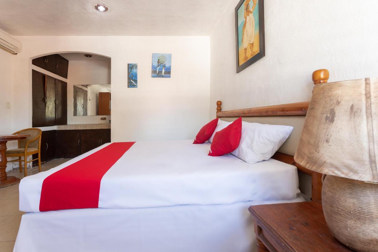 Pelican Inn At Las Dunas Chelem Esterno foto