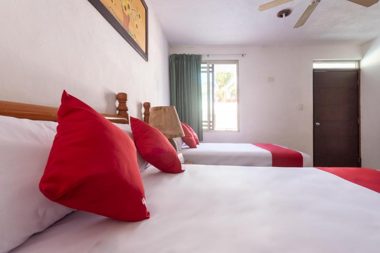 Pelican Inn At Las Dunas Chelem Esterno foto