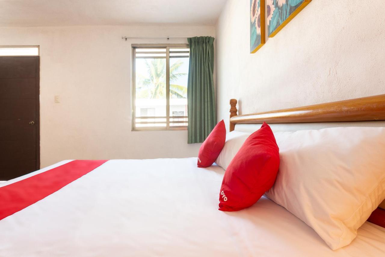 Pelican Inn At Las Dunas Chelem Esterno foto